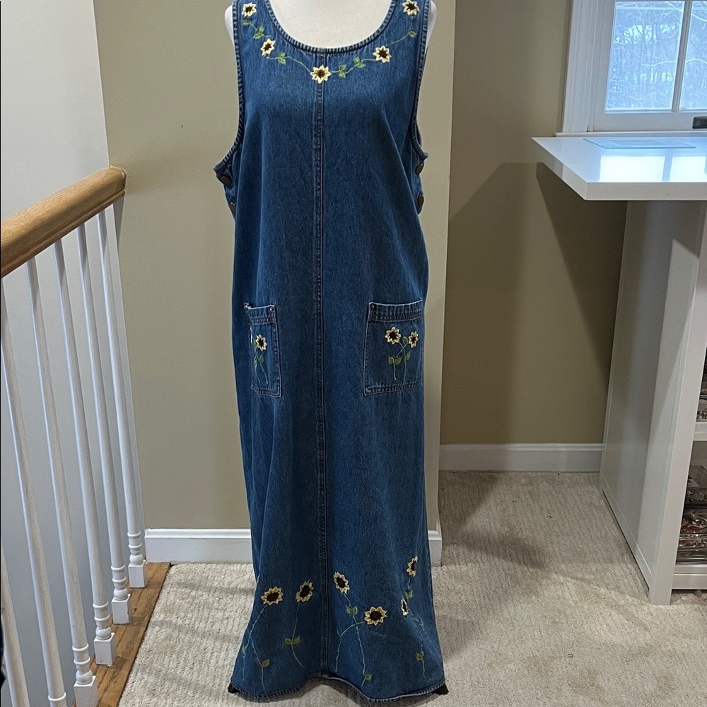 Through The Country Door Sunflower Embroidered Long Denim Dress Size L EUC